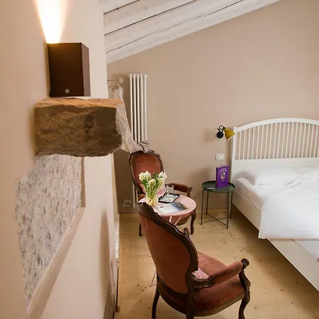 Porta Della Torre Bed and Breakfast